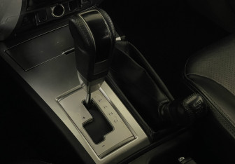Подержанный автомобиль Mitsubishi Pajero Sport 2011 года (16 фото)