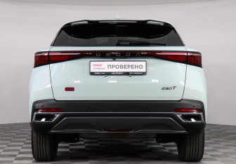 Подержанный автомобиль Omoda C5 2022 года (6 фото)