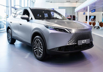 Новый Omoda C7 2025 (3 фото)