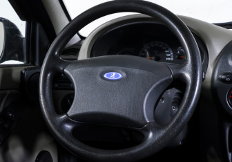 Подержанный автомобиль LADA (ВАЗ) Kalina Hatchback 2007 года (13 фото)