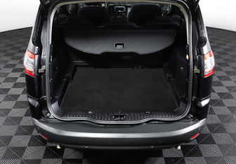 Подержанный автомобиль Ford S-MAX 2012 года (10 фото)