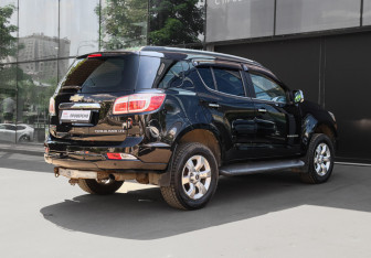 Подержанный автомобиль Chevrolet TrailBlazer 2013 года (4 фото)