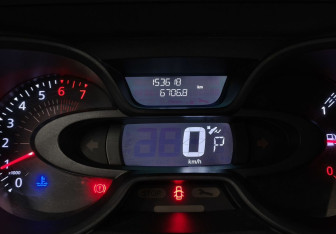 Подержанный автомобиль Renault Kaptur 2018 года (16 фото)