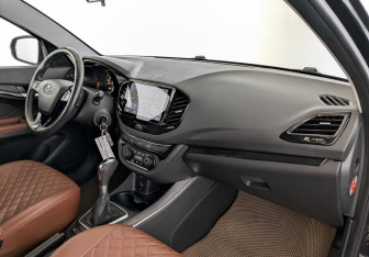 Подержанный автомобиль LADA (ВАЗ) Vesta Wagon 2020 года (11 фото)