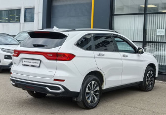 Подержанный автомобиль Haval M6 2023 года (5 фото)