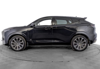 Подержанный автомобиль Changan UNI-K 2024 года (8 фото)