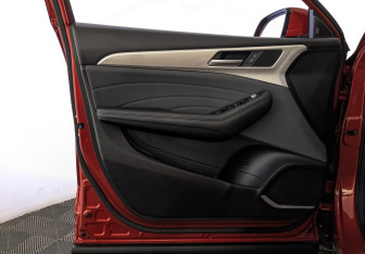 Подержанный автомобиль Haval F7 2024 года (19 фото)