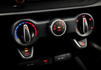 Подержанный автомобиль Kia Rio Sedan 2021 года (25 фото)