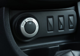 Подержанный автомобиль Renault Duster 2018 года (17 фото)