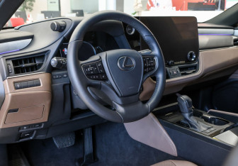 Новый Lexus ES 2025 (12 фото)
