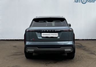 Подержанный автомобиль Jaecoo J7 2023 года (6 фото)