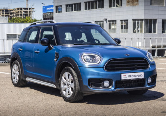 Подержанный автомобиль MINI Countryman 2019 года (3 фото)