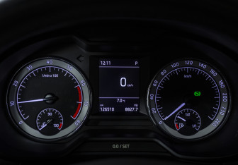 Подержанный автомобиль Skoda Octavia Liftback 2017 года (11 фото)