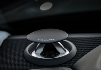 Подержанный автомобиль Audi S8 2020 года (33 фото)