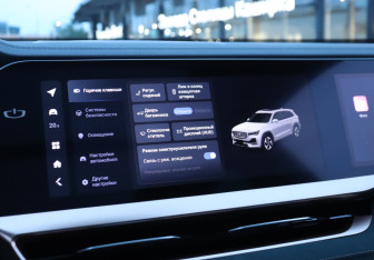 Подержанный автомобиль Geely Monjaro 2023 года (22 фото)