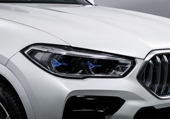 Подержанный автомобиль BMW X6 2022 года (16 фото)