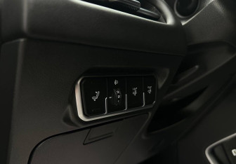 Подержанный автомобиль Wey 80 2025 года (18 фото)