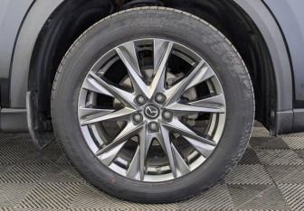 Подержанный автомобиль Mazda CX-5 2021 года (12 фото)