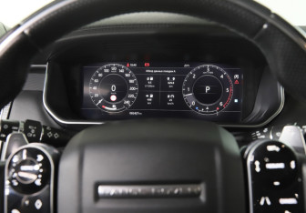 Подержанный автомобиль Land Rover Range Rover Sport 2018 года (11 фото)