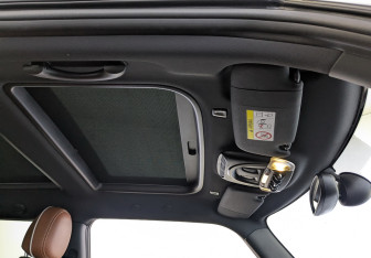 Подержанный автомобиль MINI Hatch 2019 года (22 фото)