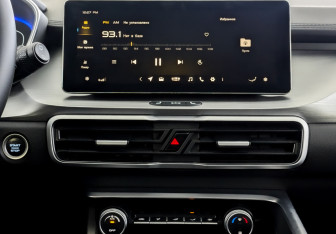 Подержанный автомобиль Geely Coolray 2023 года (15 фото)