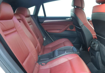 Подержанный автомобиль BMW X6 2013 года (21 фото)