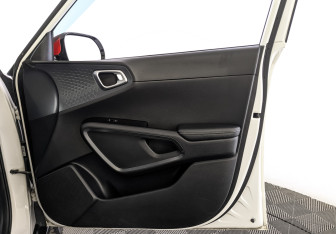 Подержанный автомобиль Kia Soul 2021 года (25 фото)