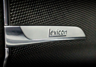 Подержанный автомобиль Hyundai Equus 2015 года (27 фото)