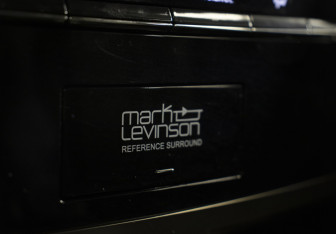 Подержанный автомобиль Lexus LX 2021 года (22 фото)