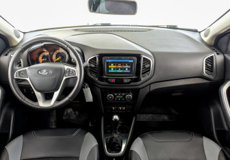 Подержанный автомобиль LADA (ВАЗ) XRAY 2021 года (14 фото)
