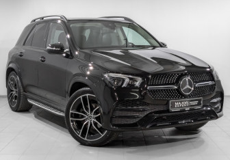 Подержанный автомобиль Mercedes-Benz GLE 2021 года (3 фото)