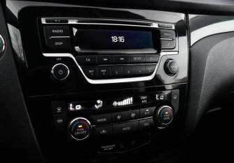 Подержанный автомобиль Nissan X-Trail 2017 года (13 фото)