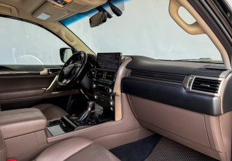 Подержанный автомобиль Lexus GX 2019 года (11 фото)