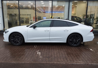 Подержанный автомобиль Audi A7 2021 года (5 фото)