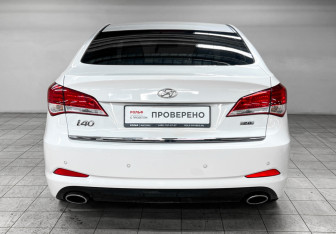 Подержанный автомобиль Hyundai i40 Sedan 2014 года (6 фото)