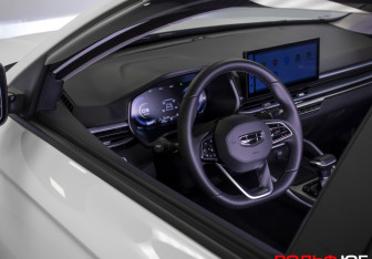 Подержанный автомобиль Geely Emgrand 2024 года (15 фото)