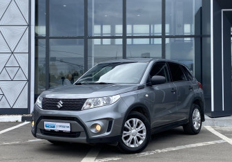 Подержанный автомобиль Suzuki Vitara 2015 года (1 фото)