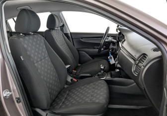 Подержанный автомобиль Kia Rio Hatchback 2020 года (24 фото)