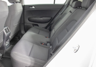 Подержанный автомобиль Kia Sportage 2018 года (11 фото)