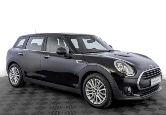 Подержанный автомобиль MINI Clubman Wagon 2019 года (3 фото)
