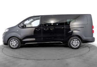 Подержанный автомобиль Peugeot Traveller 2021 года (8 фото)