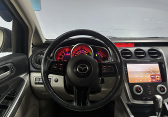 Подержанный автомобиль Mazda CX-7 2008 года (17 фото)