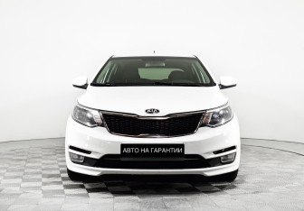Подержанный автомобиль Kia Rio Hatchback 2016 года (2 фото)