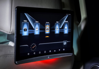 Подержанный автомобиль Mitsubishi Pajero 2020 года (12 фото)