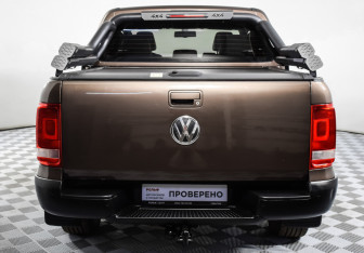 Подержанный автомобиль Volkswagen Amarok 2013 года (6 фото)