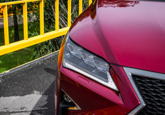 Подержанный автомобиль Lexus RX 2015 года (15 фото)