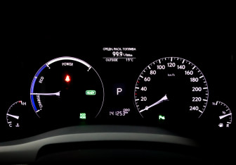 Подержанный автомобиль Lexus RX 2013 года (13 фото)