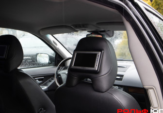 Подержанный автомобиль Volvo XC90 2005 года (11 фото)