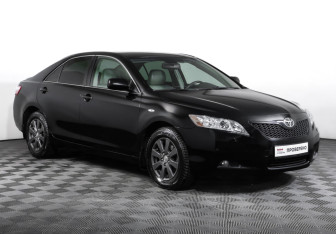 Подержанный автомобиль Toyota Camry Sedan 2008 года (3 фото)