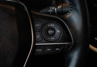 Подержанный автомобиль Toyota Camry Sedan 2022 года (26 фото)